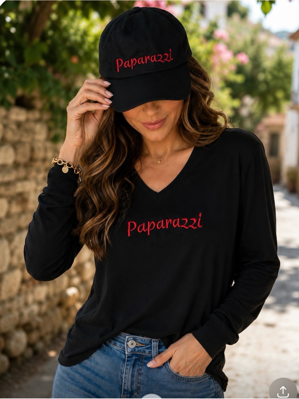 Eddie Bauer black long sleeve V-neck (XXL) Black embroidered "Paparazzi" cap